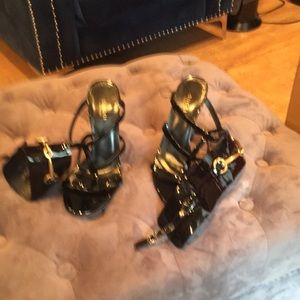 Black patent leather Gucci stiletto